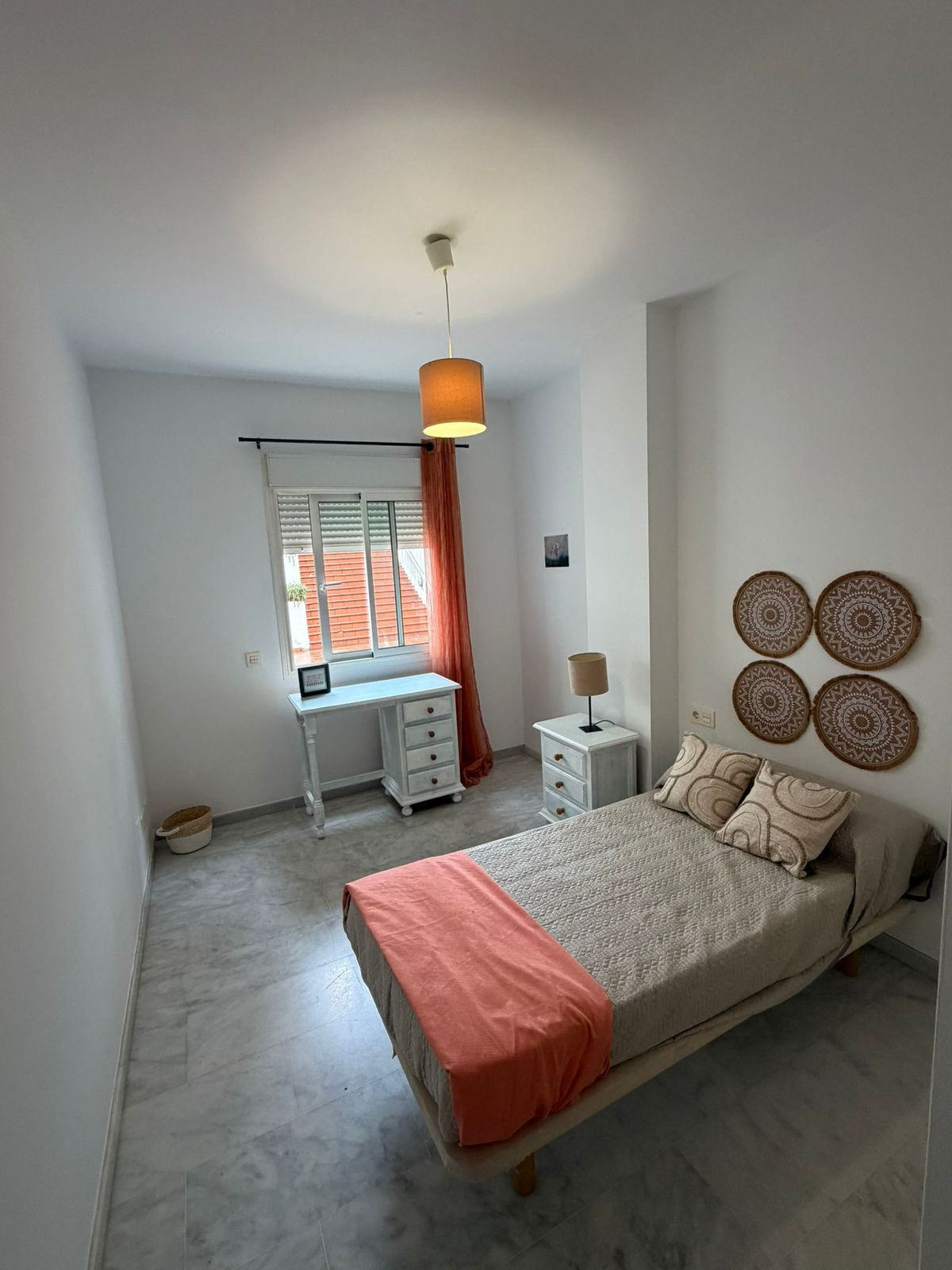 4 Bed, 2 Bath, ApartmentFor Sale, Estepona, Malaga