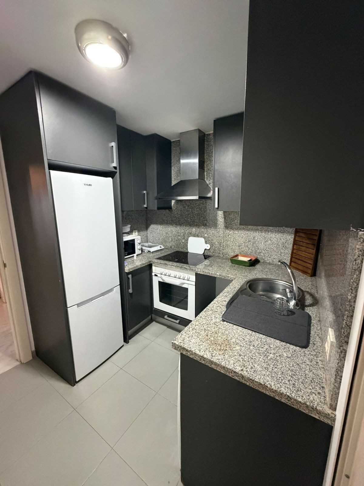 4 Bed, 2 Bath, ApartmentFor Sale, Estepona, Malaga