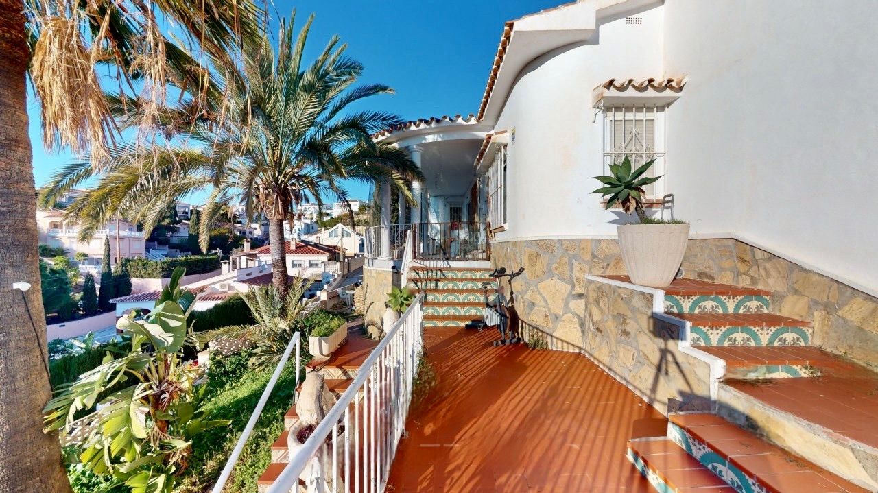 4 Bed, 4 Bath, HouseFor Sale, Benajarafe, Malaga, 29790