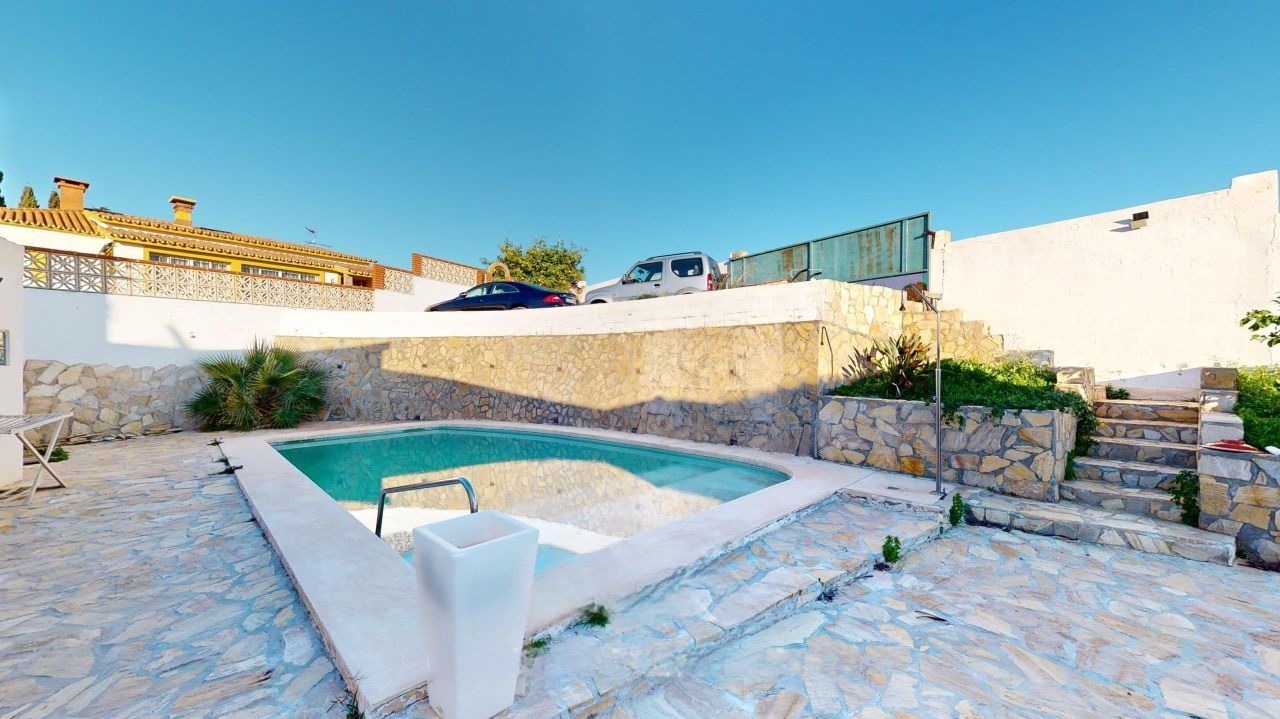 4 Bed, 4 Bath, HouseFor Sale, Benajarafe, Malaga, 29790