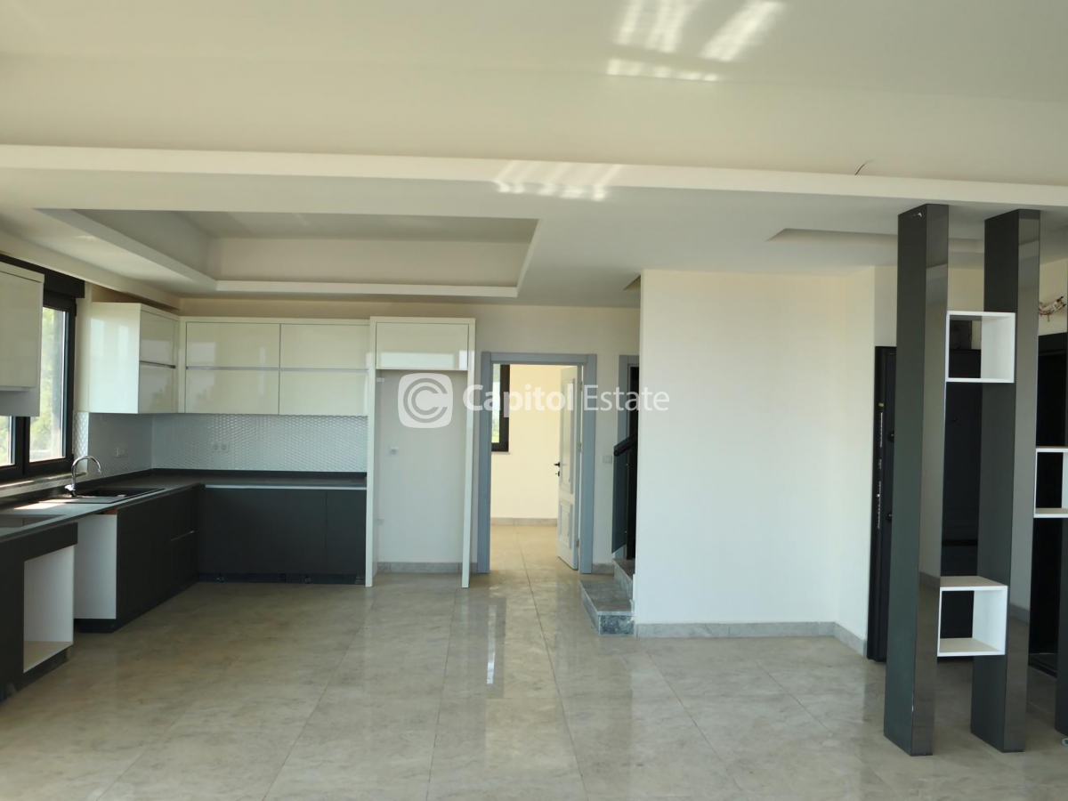 4 Bed, 2 Bath, ApartmentFor Sale, Hasbahce