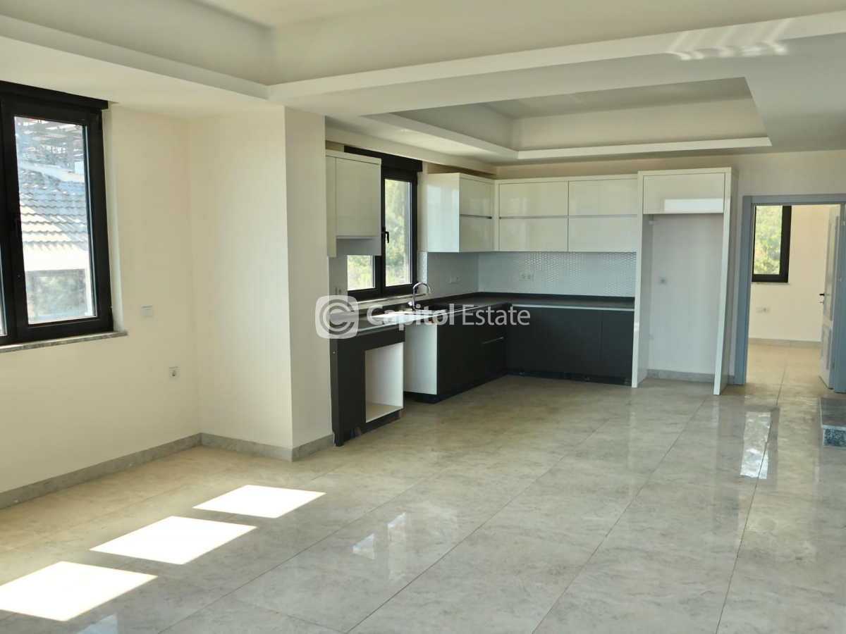 4 Bed, 2 Bath, ApartmentFor Sale, Hasbahce