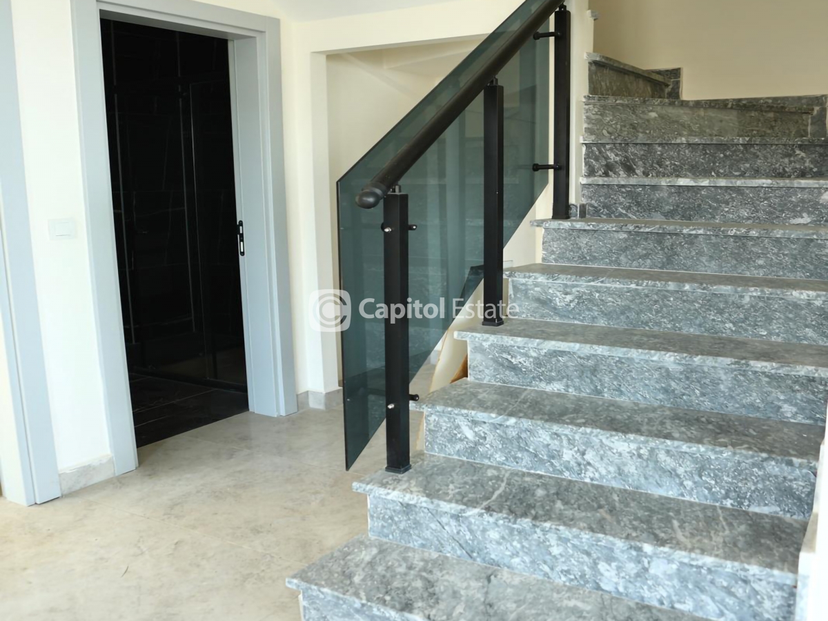 4 Bed, 2 Bath, ApartmentFor Sale, Hasbahce