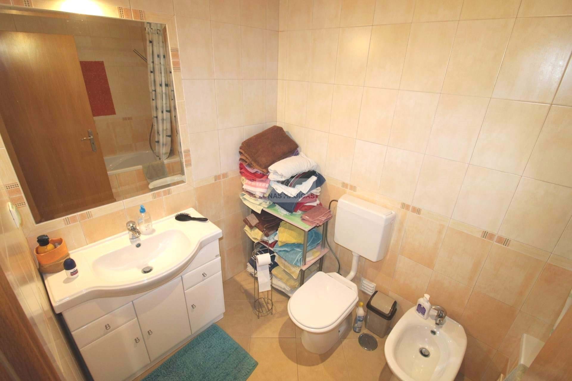 3 Bed, 2 Bath, ApartmentFor Sale, Lagos, Faro, 8600-767