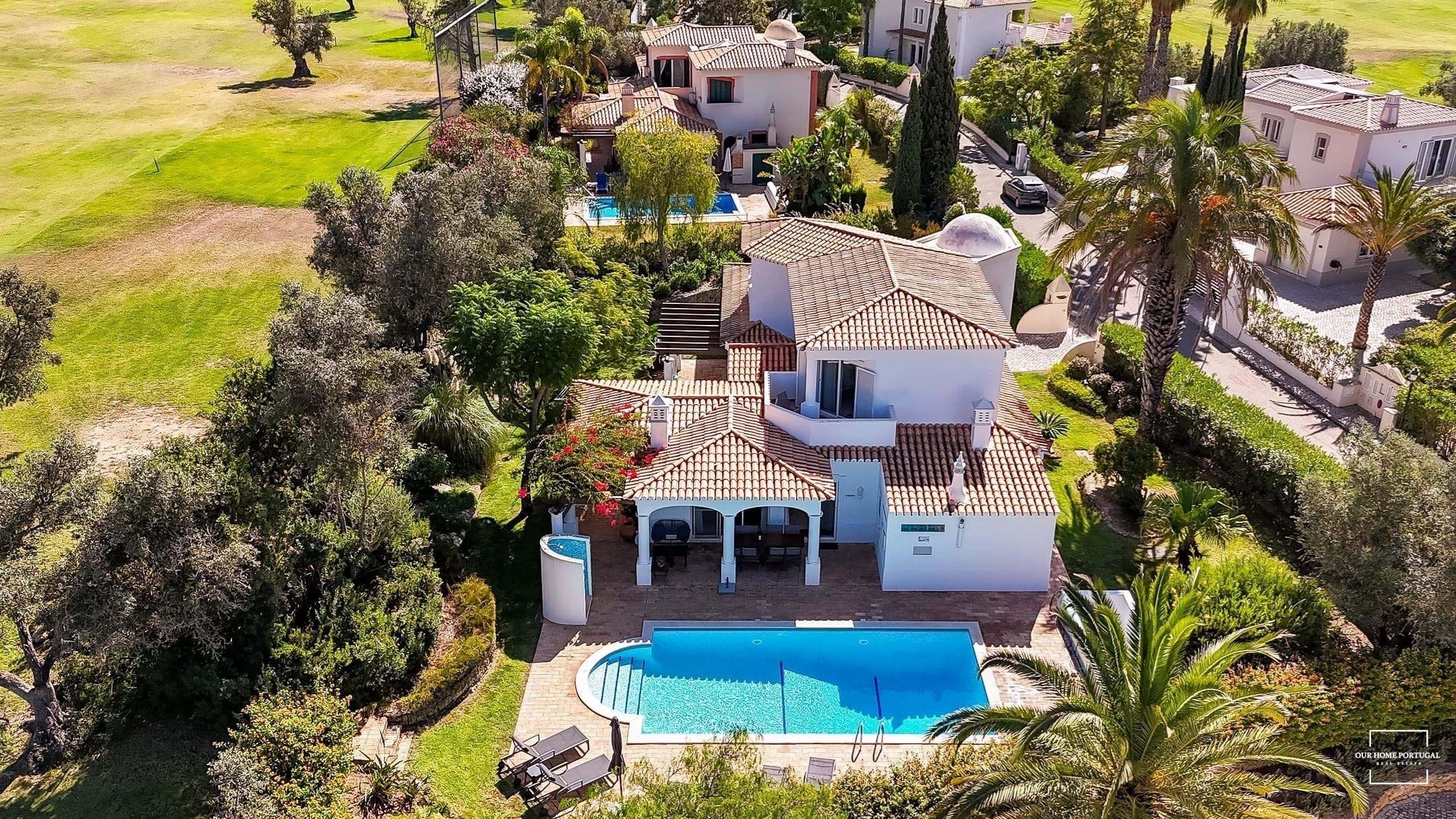 3 Bed, 2 Bath, HouseFor Sale, Lagoa, Faro, 8401-908