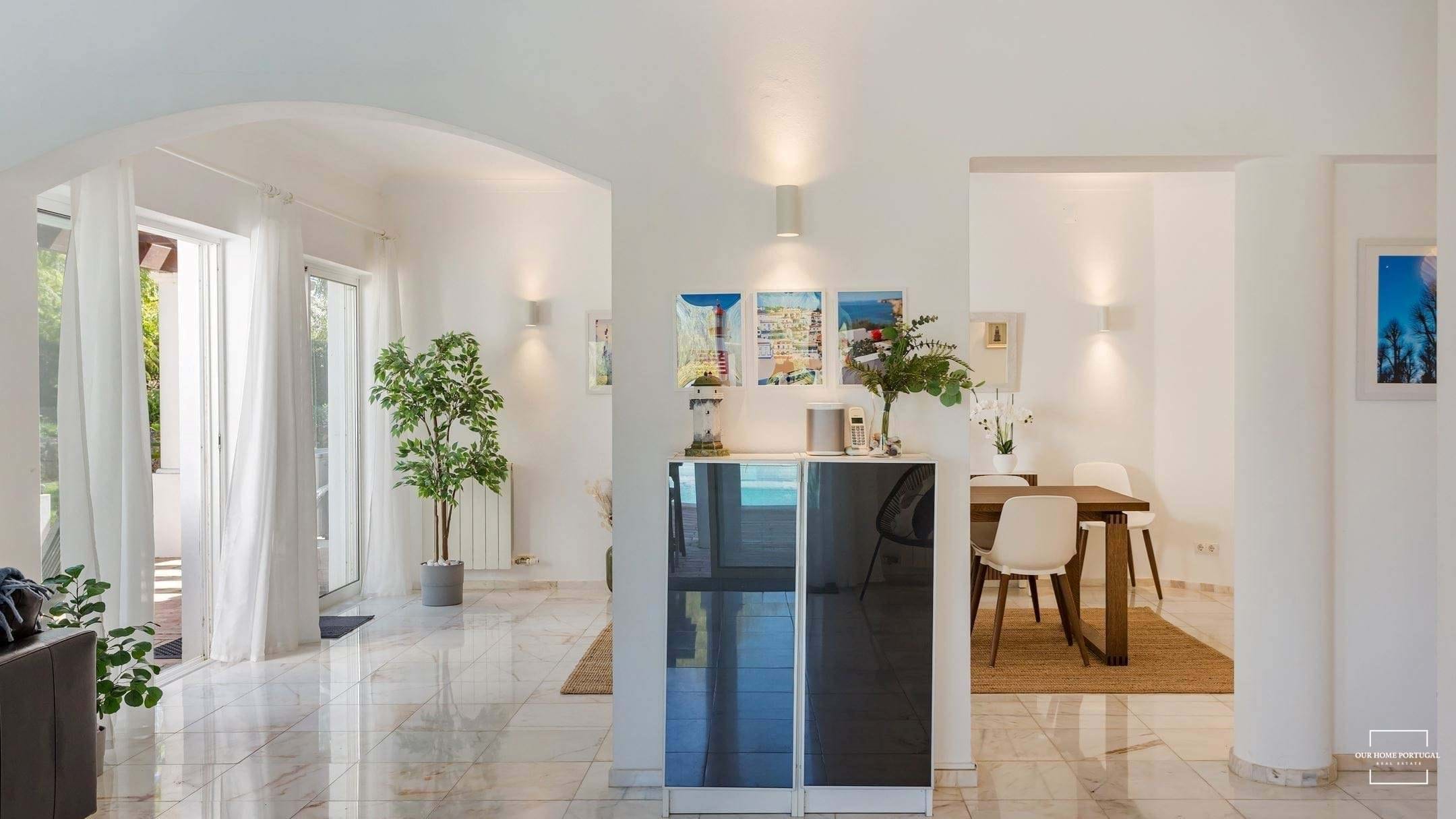 3 Bed, 2 Bath, HouseFor Sale, Lagoa, Faro, 8401-908