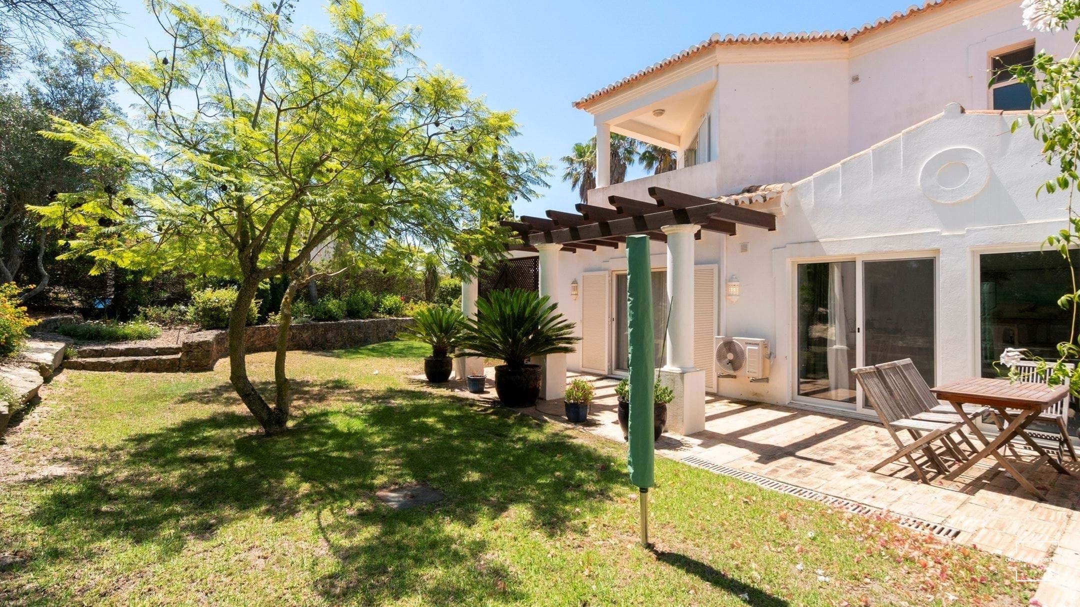 3 Bed, 2 Bath, HouseFor Sale, Lagoa, Faro, 8401-908