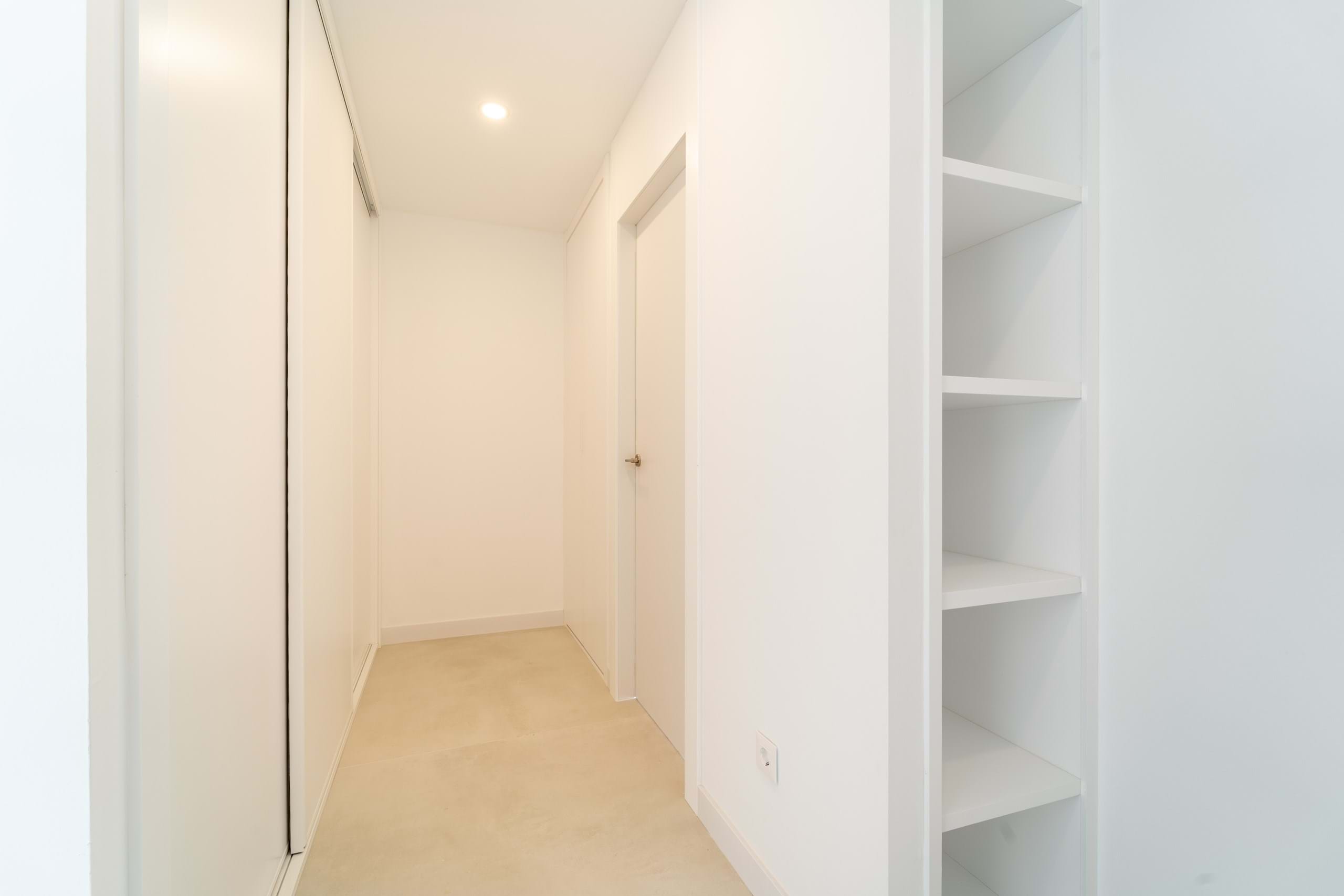 5 Bed, 4 Bath, HouseFor Sale, Malaga, Andalusia, 29639