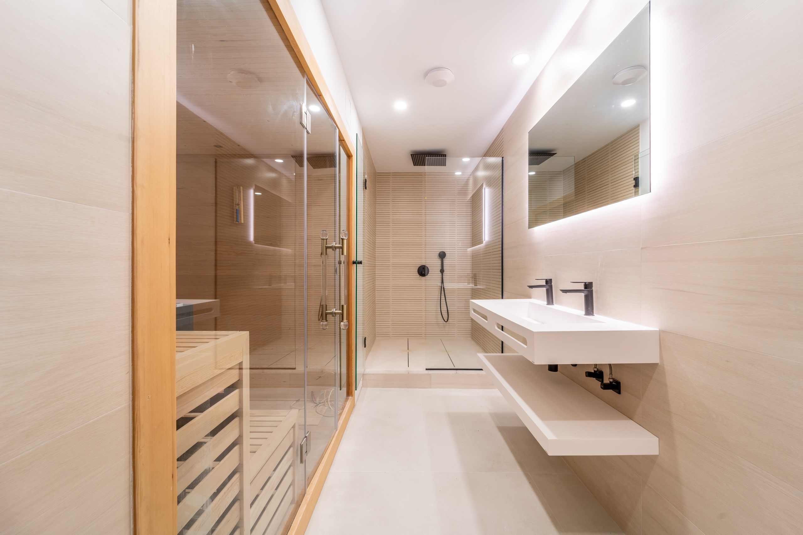 5 Bed, 4 Bath, HouseFor Sale, Malaga, Andalusia, 29639