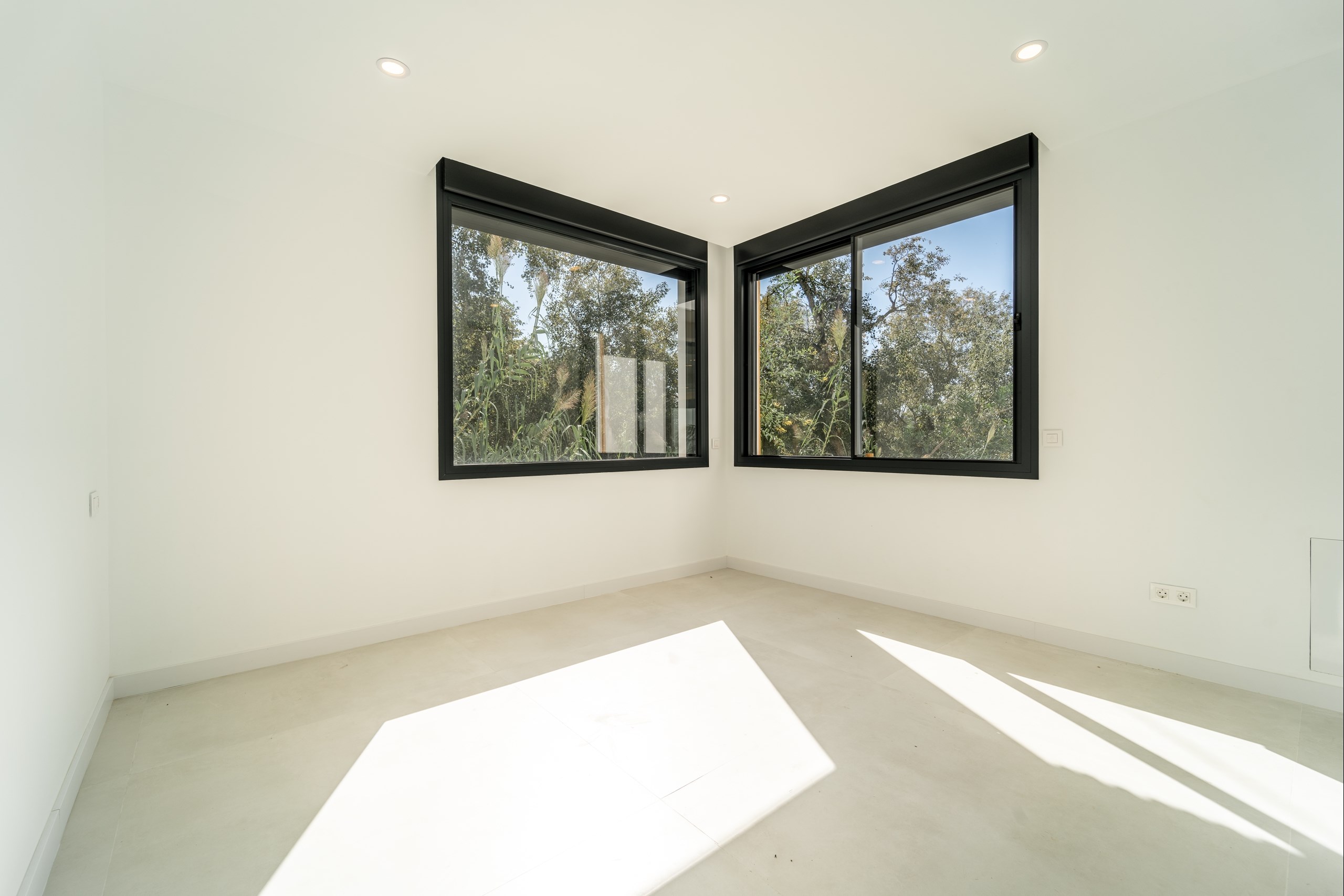 5 Bed, 4 Bath, HouseFor Sale, Malaga, Andalusia, 29639