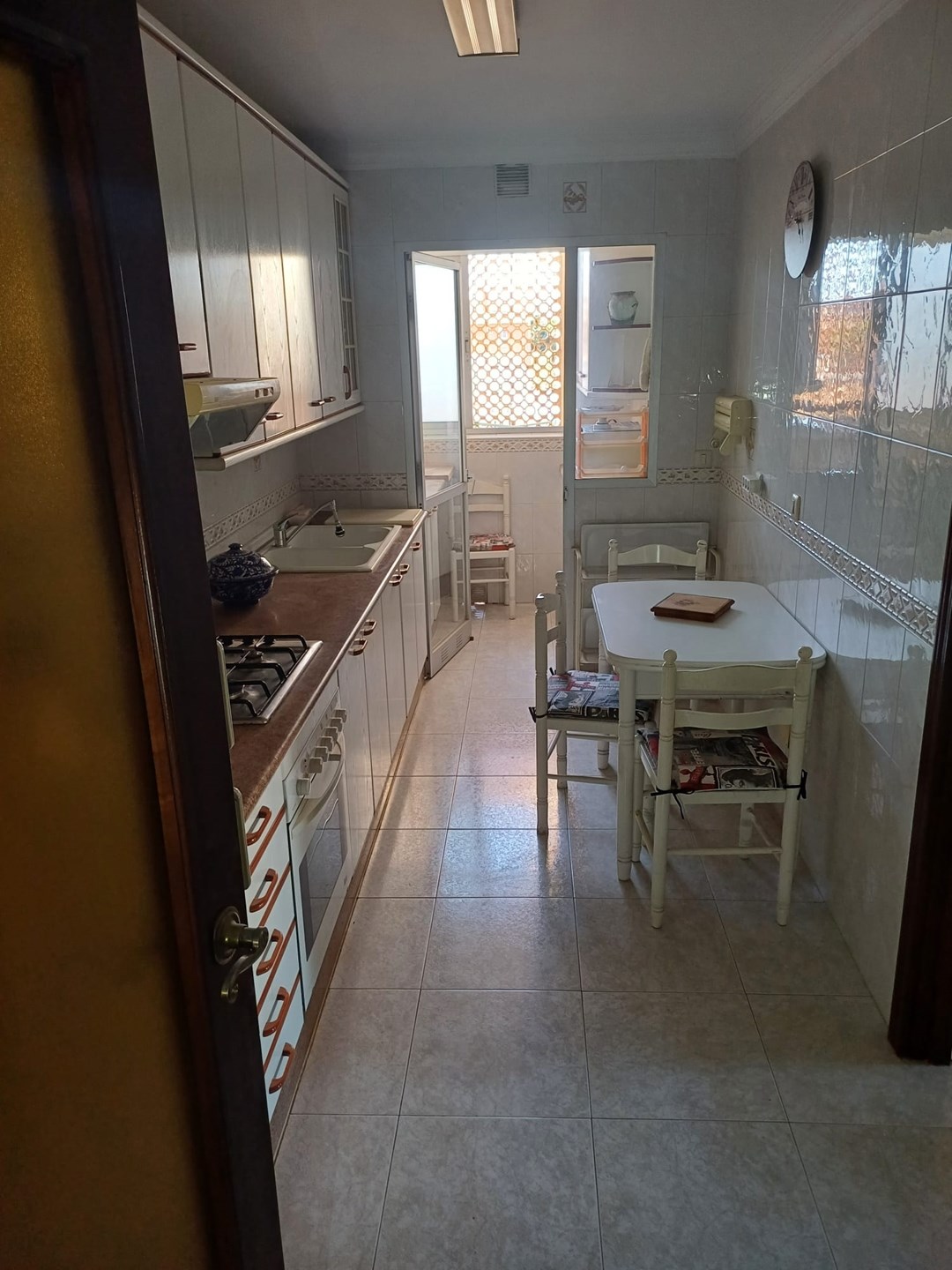 4 Bed, 2 Bath, ApartmentFor Sale, Malaga, Andalusia, 29631