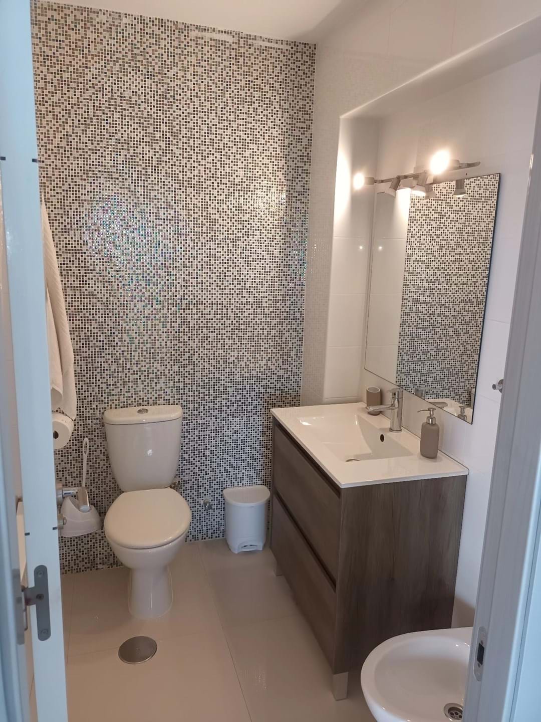 3 Bed, 2 Bath, ApartmentFor Sale, Malaga, Andalusia, 29620