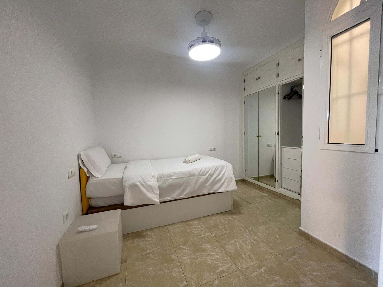 2 Bed, 1 Bath, ApartmentFor Sale, Malaga, Andalusia, 29640