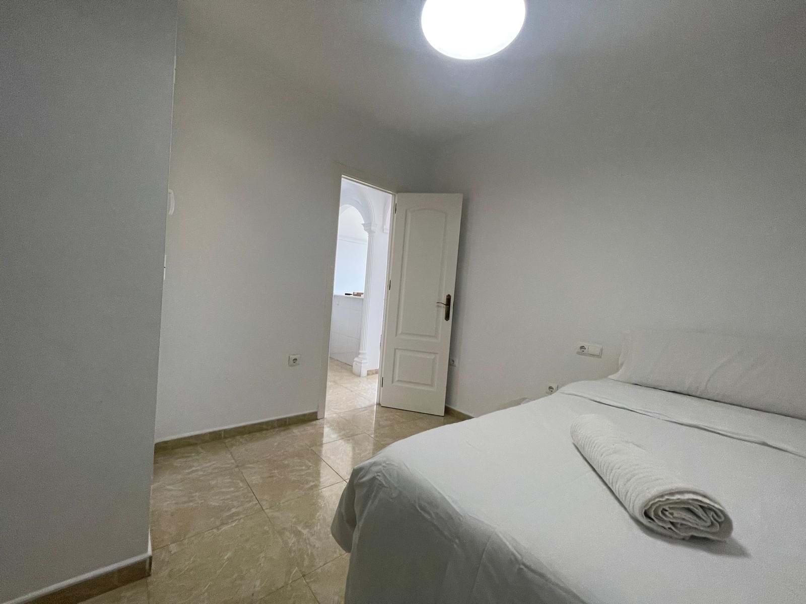 2 Bed, 1 Bath, ApartmentFor Sale, Malaga, Andalusia, 29640