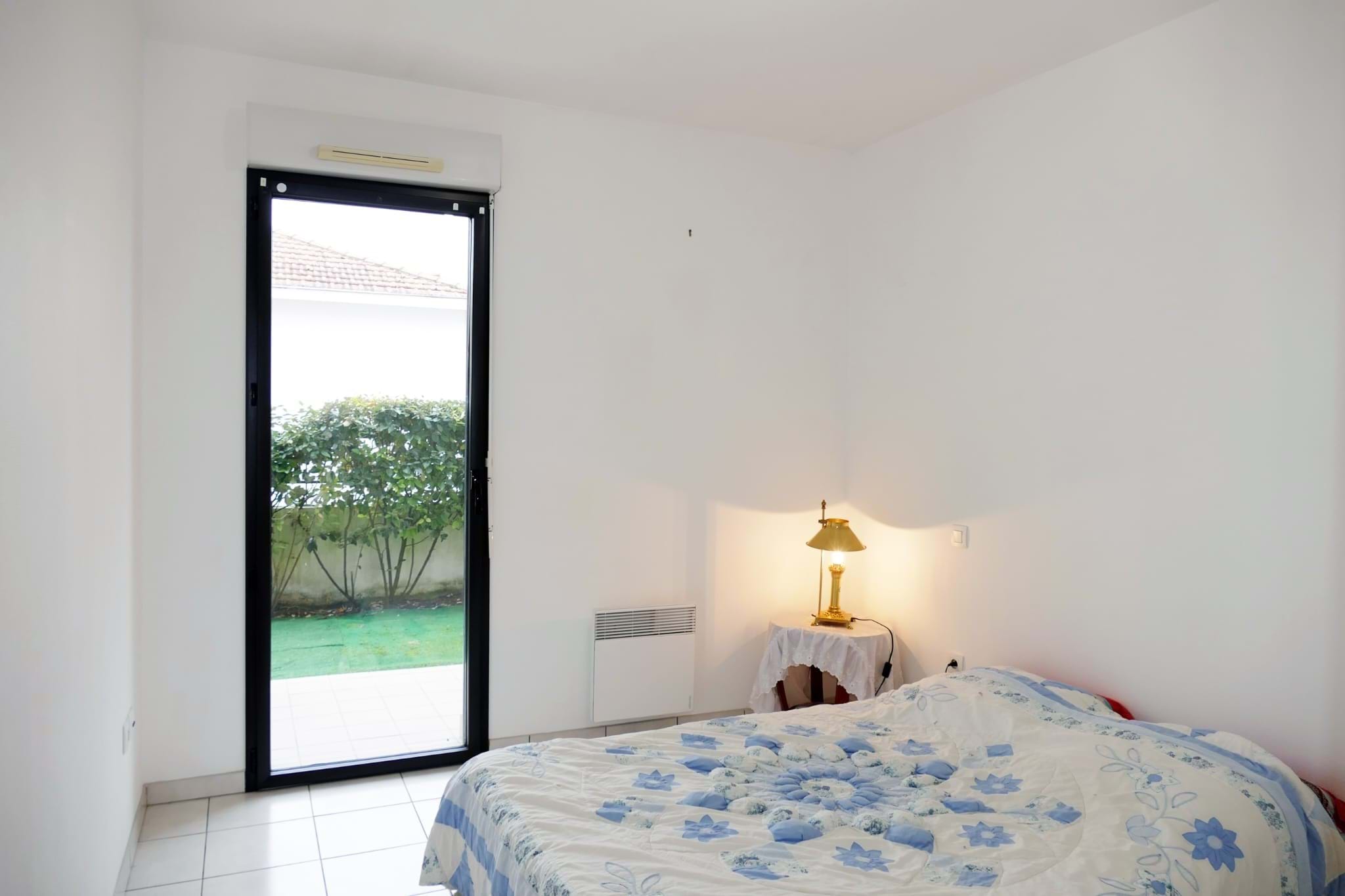 2 Bed, 1 Bath, ApartmentFor Sale, Rochefort, Charente-Maritime, 17200