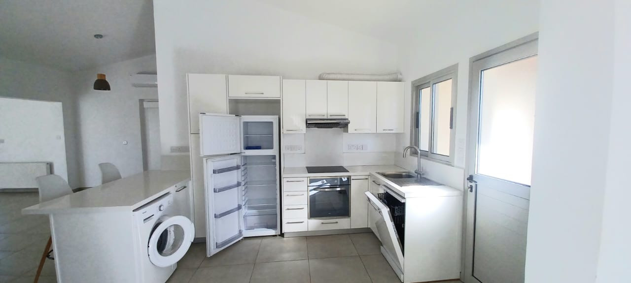 3 Bed, 2 Bath, HouseFor Sale, Kamares, Paphos