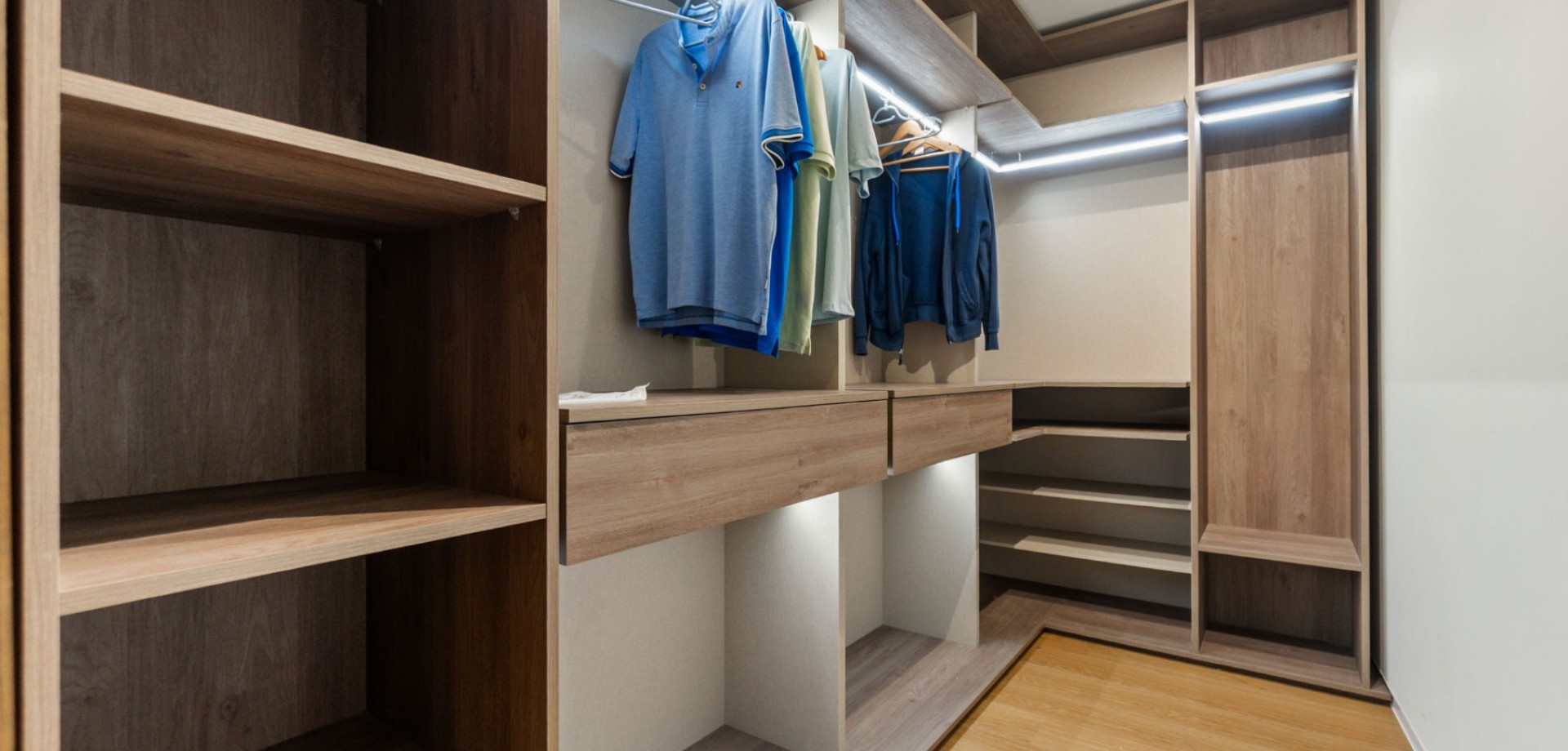 2 Bed, 2 Bath, ApartmentFor Sale, Torrevieja, Alicante