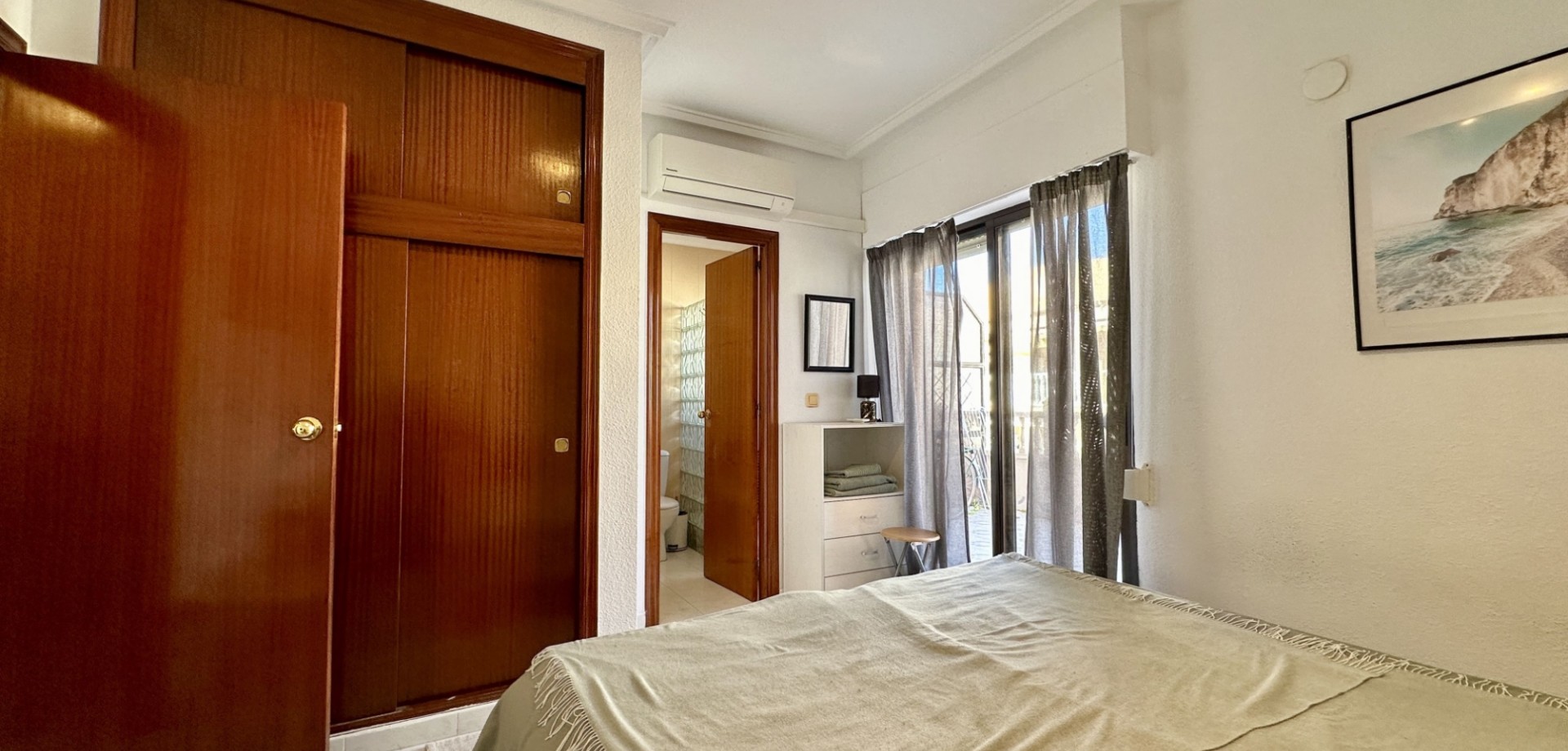 1 Bed, 1 Bath, ApartmentFor Sale, Torrevieja, Alicante