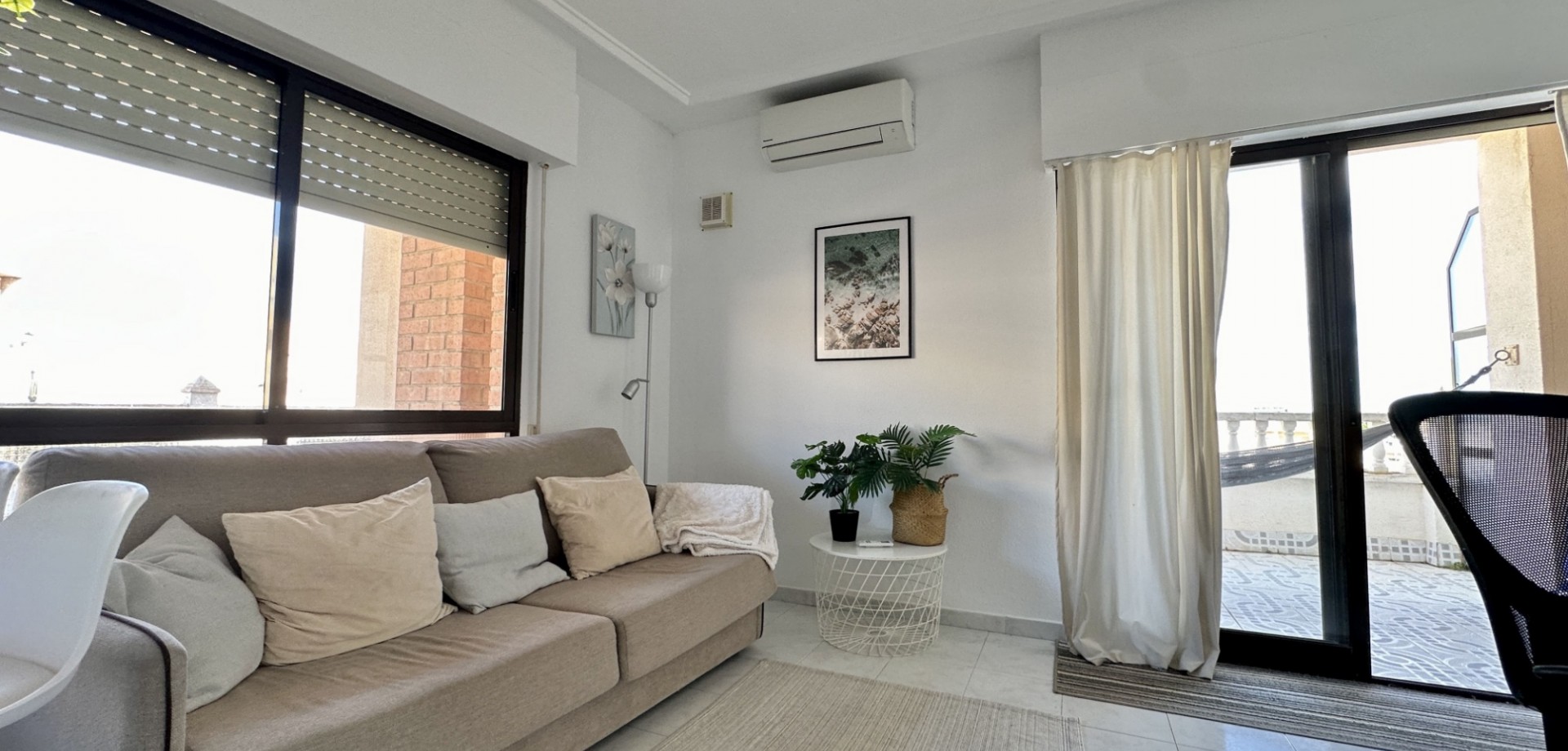 1 Bed, 1 Bath, ApartmentFor Sale, Torrevieja, Alicante