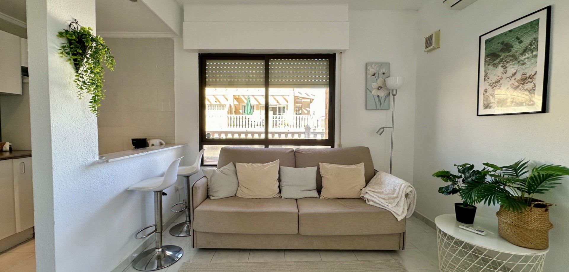 1 Bed, 1 Bath, ApartmentFor Sale, Torrevieja, Alicante