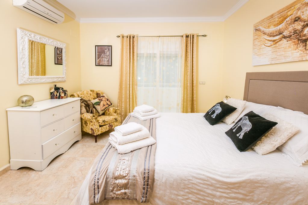 6 Bed, 5 Bath, HouseFor Sale, Javea, Alicante