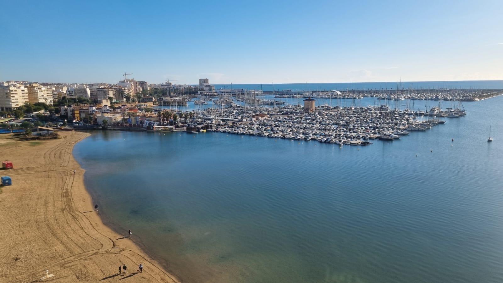 3 Bed, 2 Bath, ApartmentFor Sale, Torrevieja, Alicante