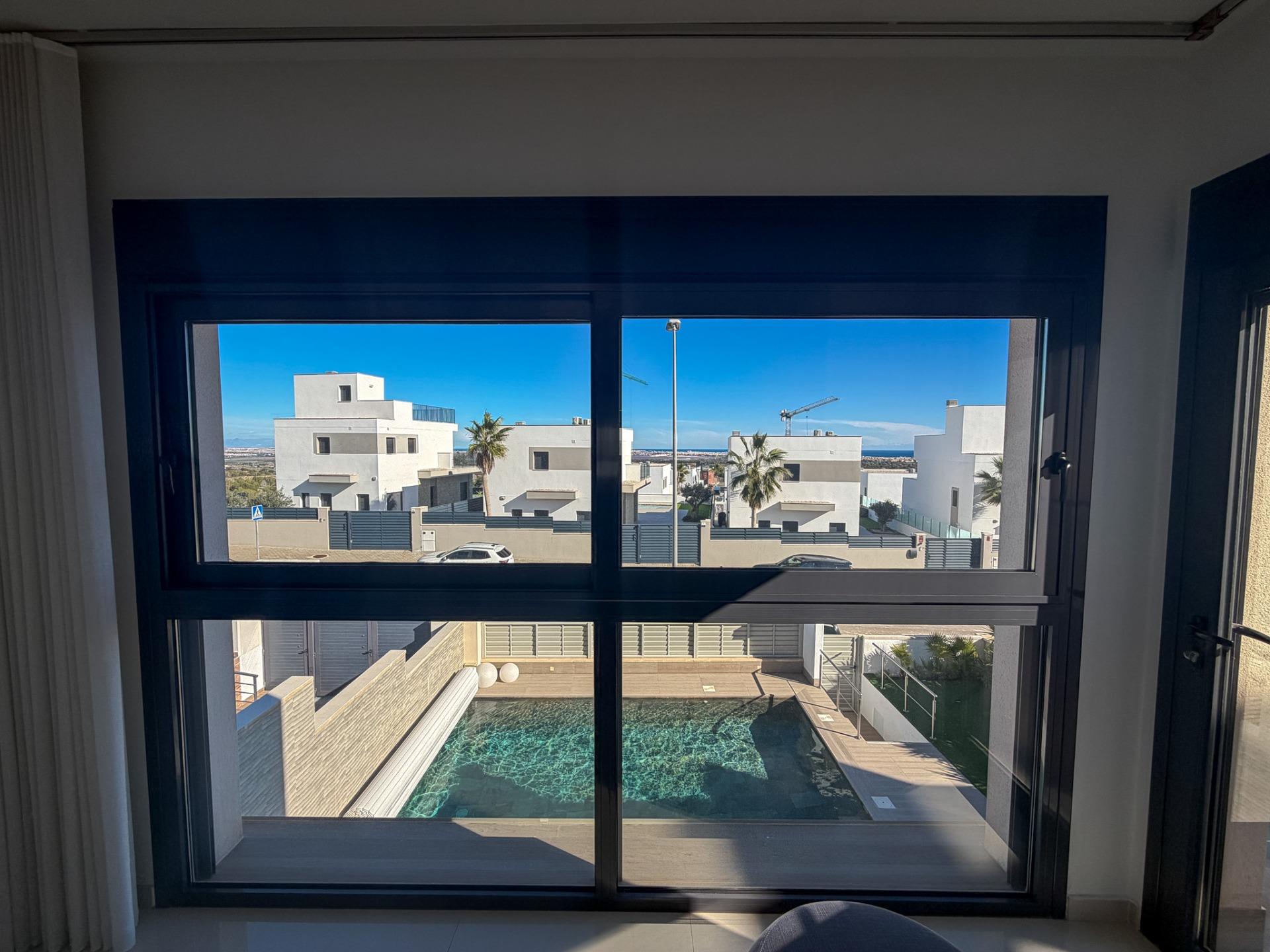 4 Bed, 3 Bath, HouseFor Sale, San Miguel de Salinas, Alicante