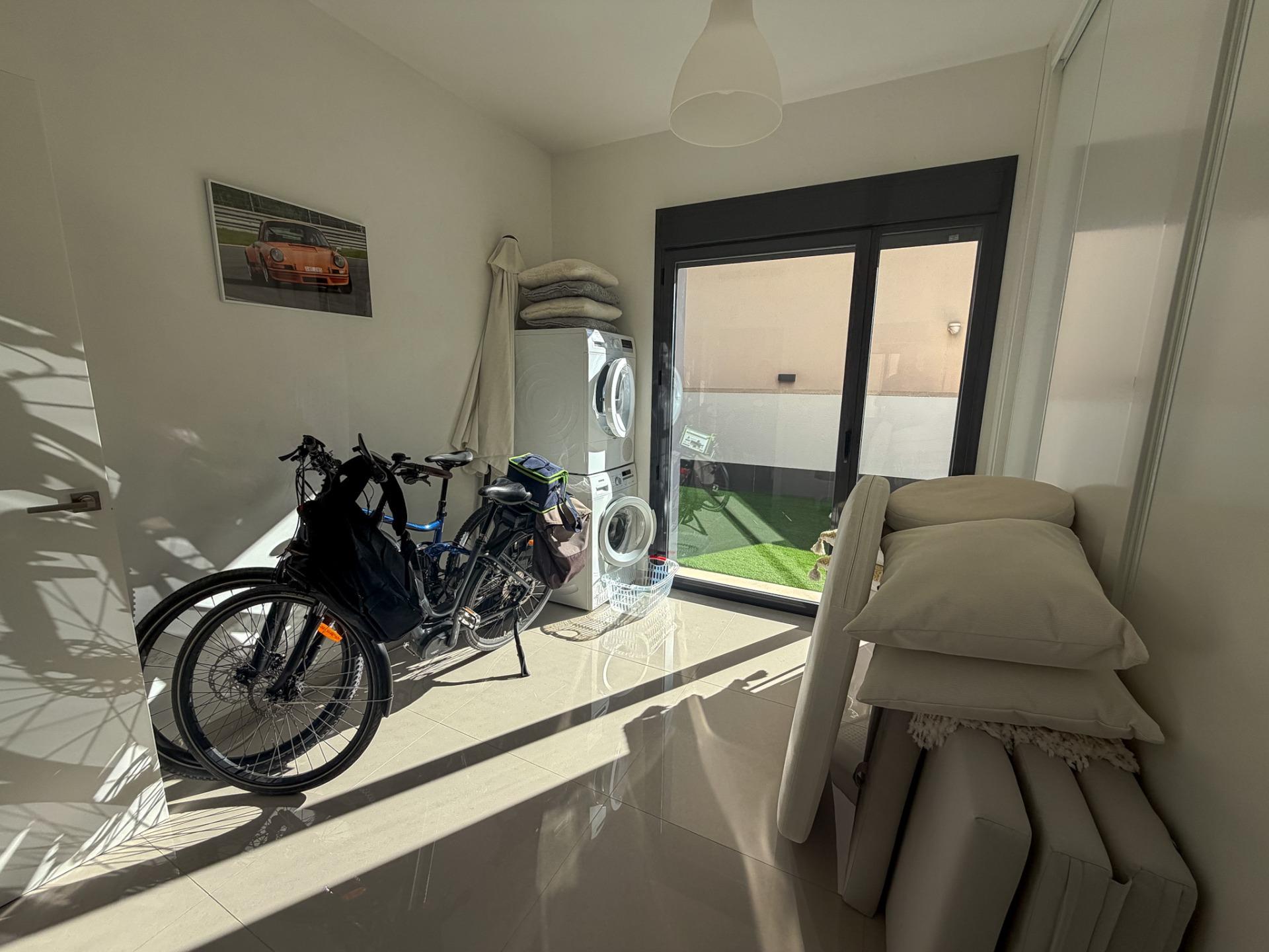 4 Bed, 3 Bath, HouseFor Sale, San Miguel de Salinas, Alicante