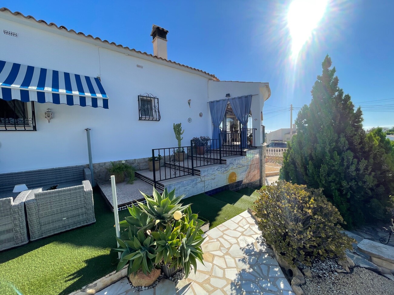 2 Bed, 1 Bath, HouseFor Sale, Alfas del Pi, Alicante