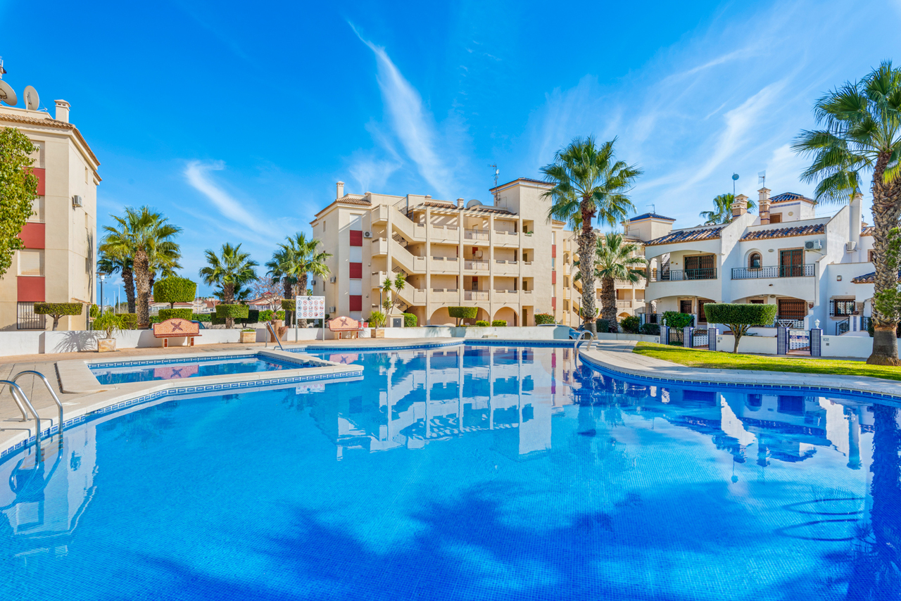 2 Bed, 2 Bath, ApartmentFor Sale, Playa Flamenca, Alicante