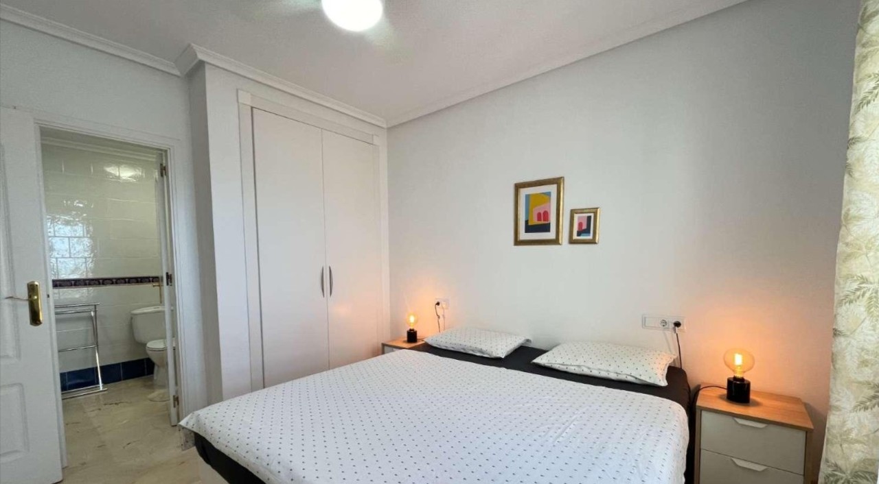 2 Bed, 2 Bath, ApartmentFor Sale, Playa Flamenca, Alicante