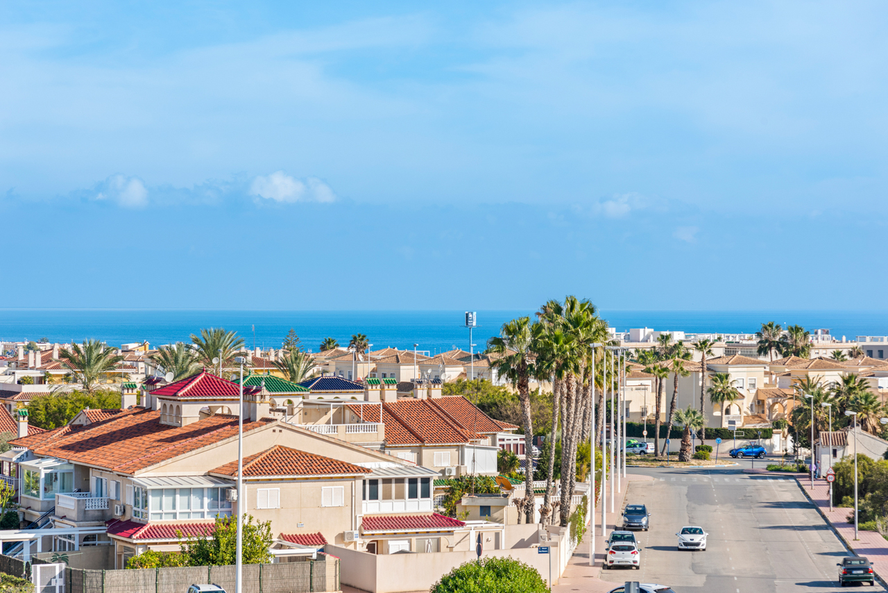 2 Bed, 2 Bath, ApartmentFor Sale, Playa Flamenca, Alicante