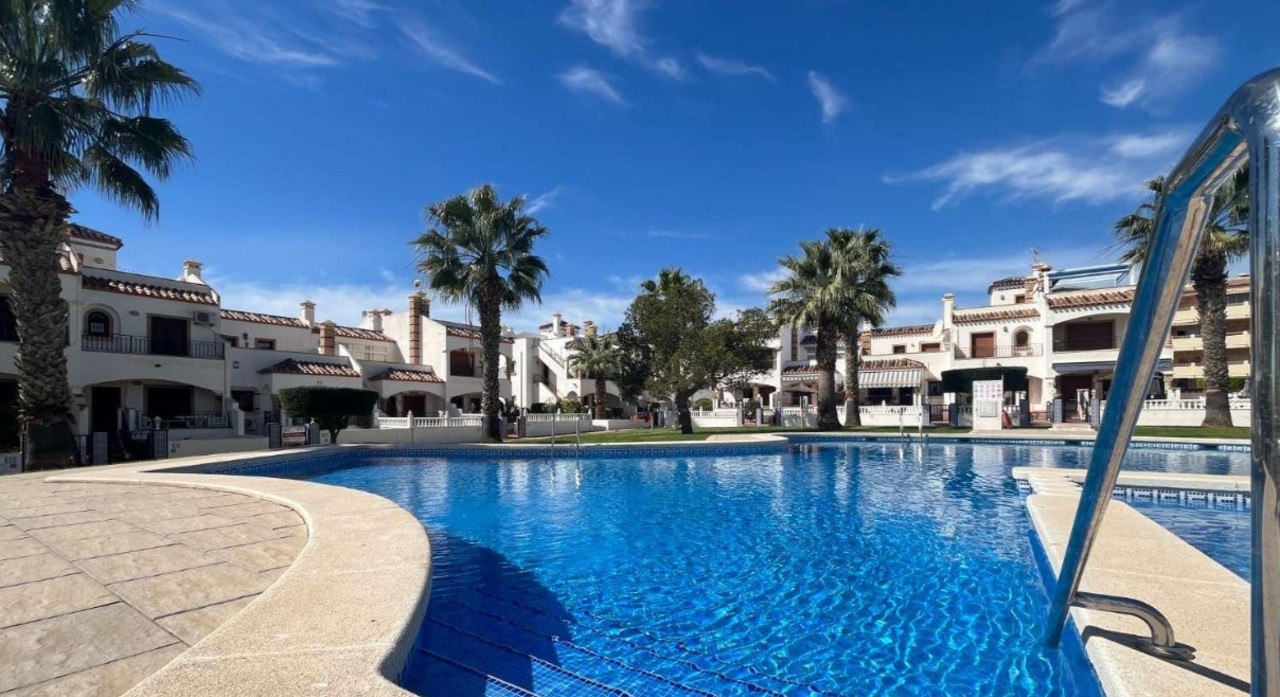 2 Bed, 2 Bath, ApartmentFor Sale, Playa Flamenca, Alicante