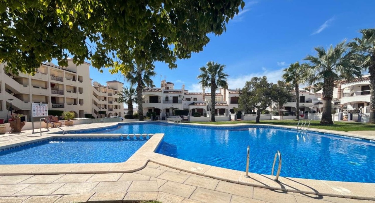 2 Bed, 2 Bath, ApartmentFor Sale, Playa Flamenca, Alicante