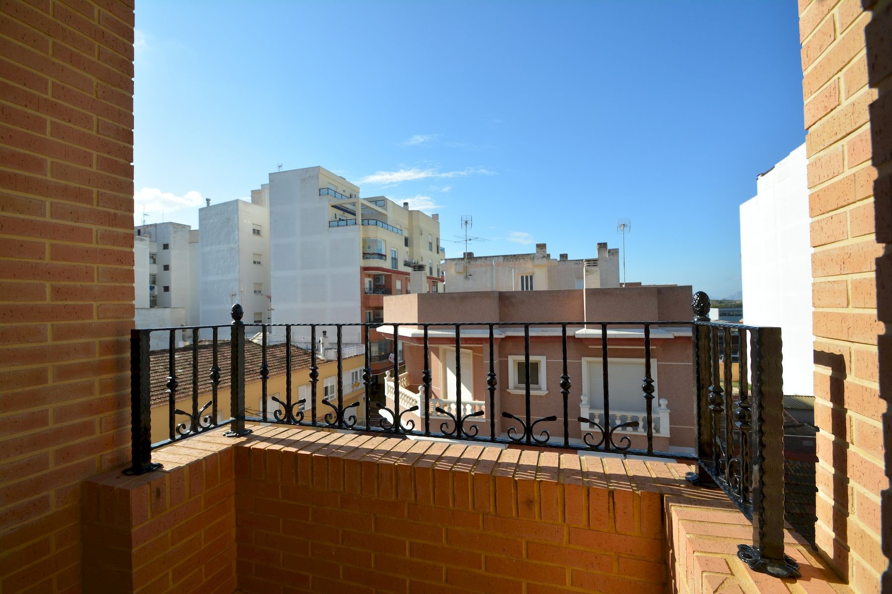 3 Bed, 2 Bath, ApartmentFor Sale, Guardamar Del Segura, Alicante