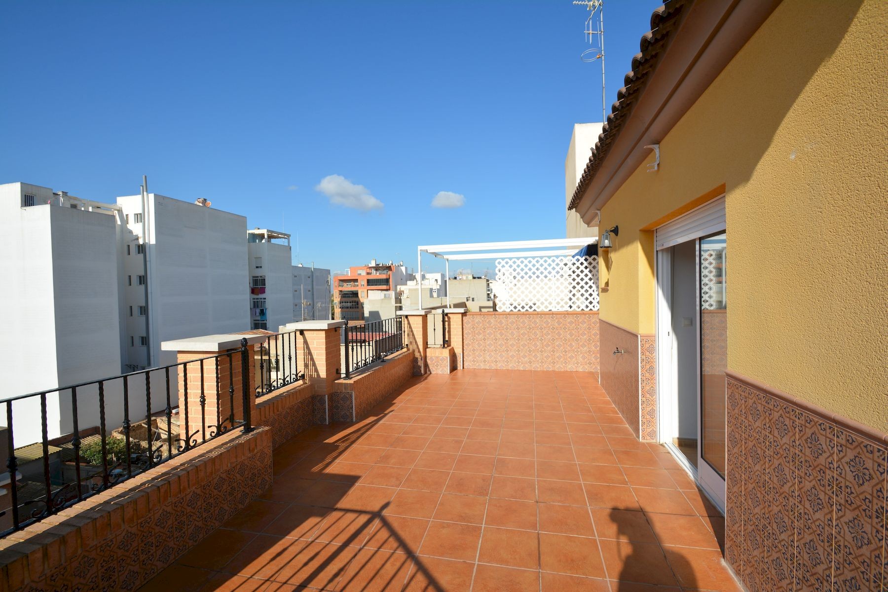 3 Bed, 2 Bath, ApartmentFor Sale, Guardamar Del Segura, Alicante