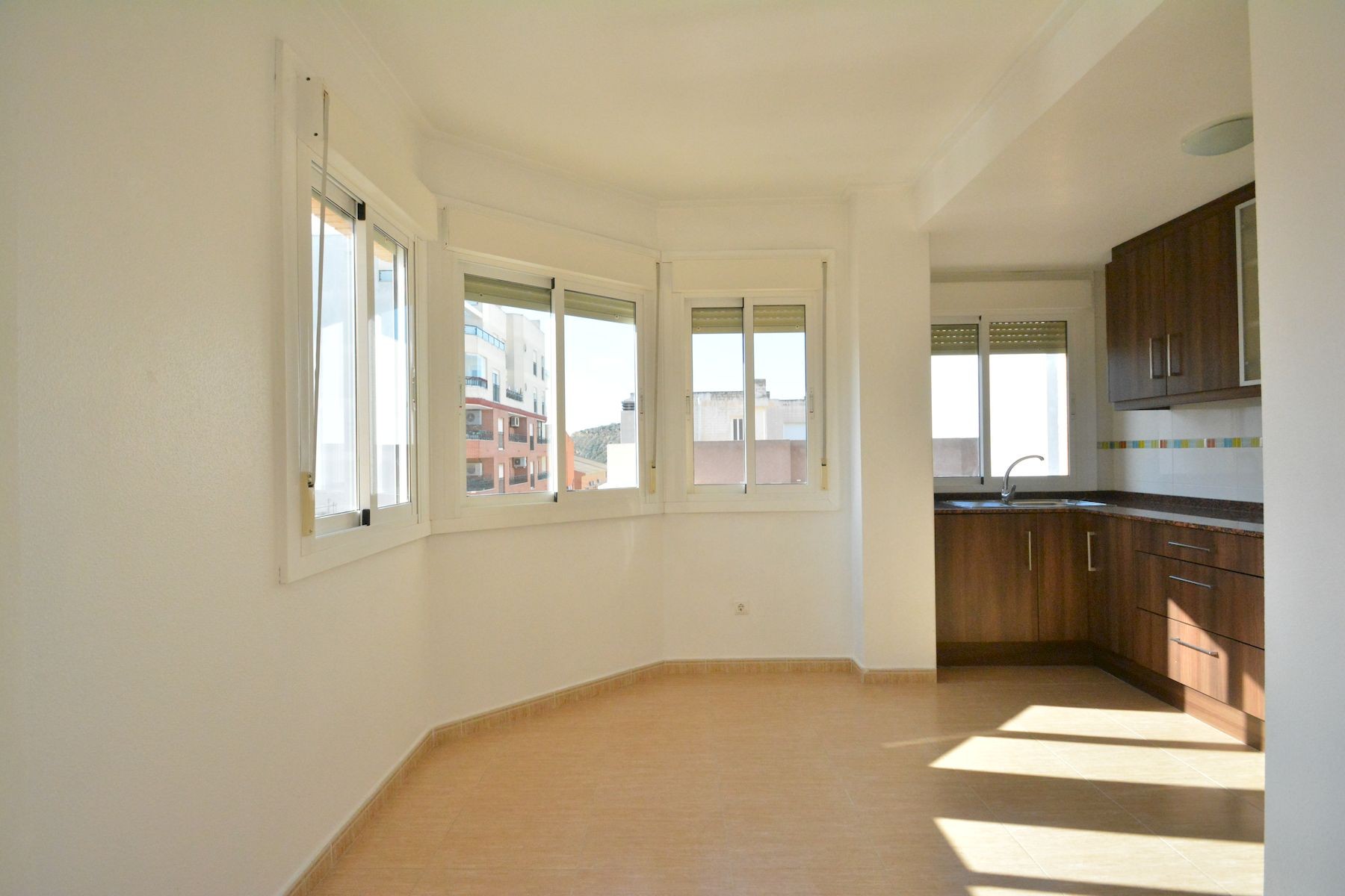 3 Bed, 2 Bath, ApartmentFor Sale, Guardamar Del Segura, Alicante