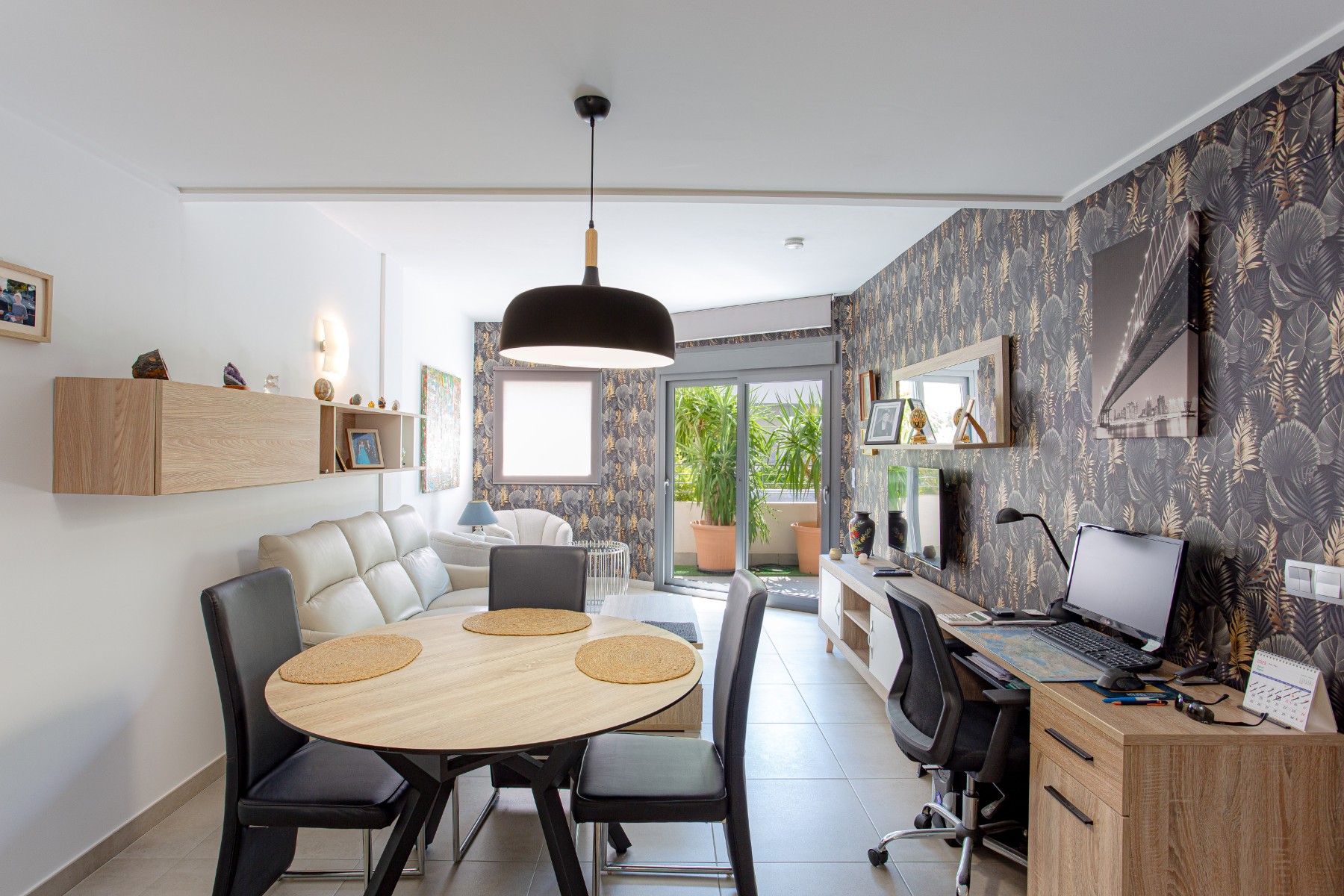 2 Bed, 2 Bath, ApartmentFor Sale, Torrevieja, Alicante