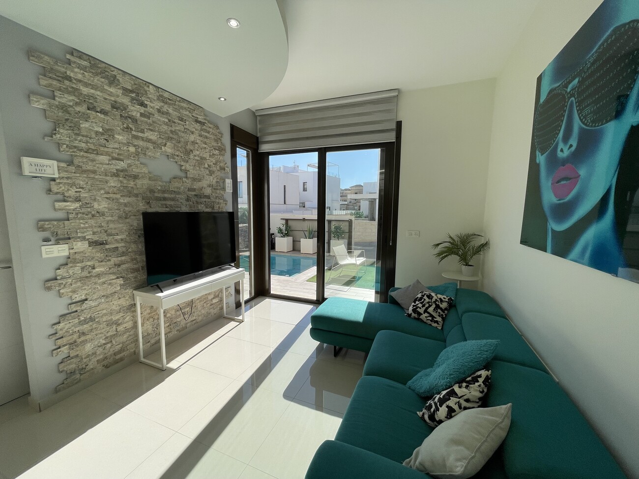 2 Bed, 1 Bath, HouseFor Sale, Villamartin, Alicante