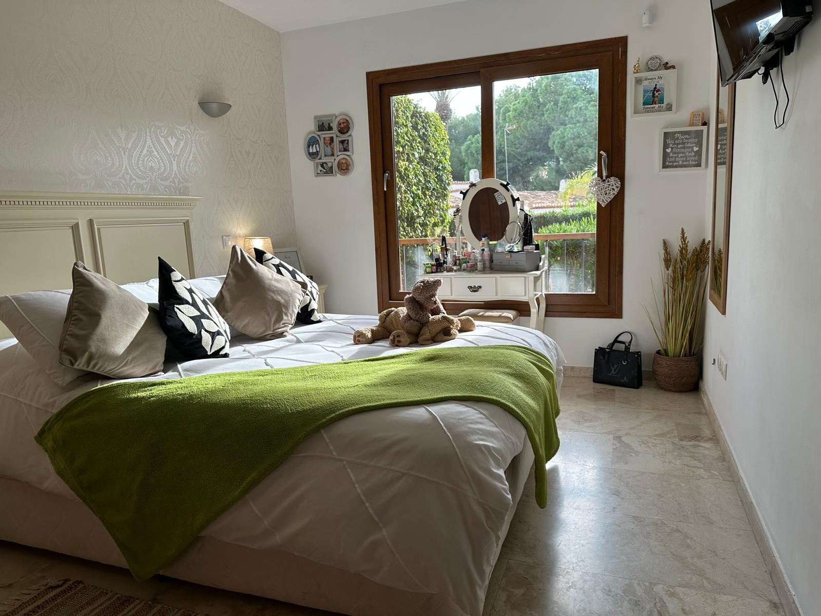 2 Bed, 2 Bath, ApartmentFor Sale, Punta Prima, Alicante