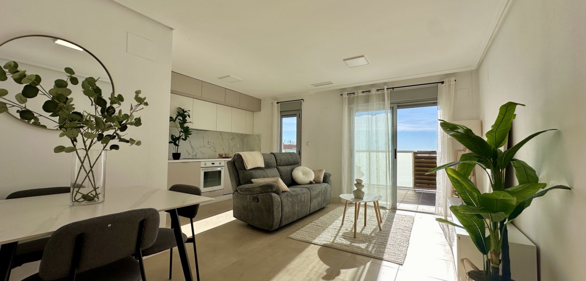 3 Bed, 2 Bath, ApartmentFor Sale, Torrevieja, Alicante