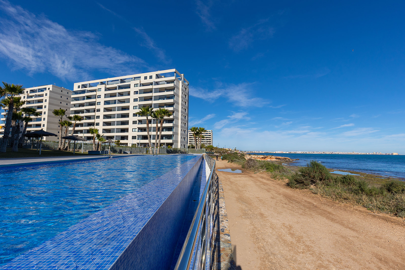 2 Bed, 2 Bath, ApartmentFor Sale, Torrevieja, Alicante