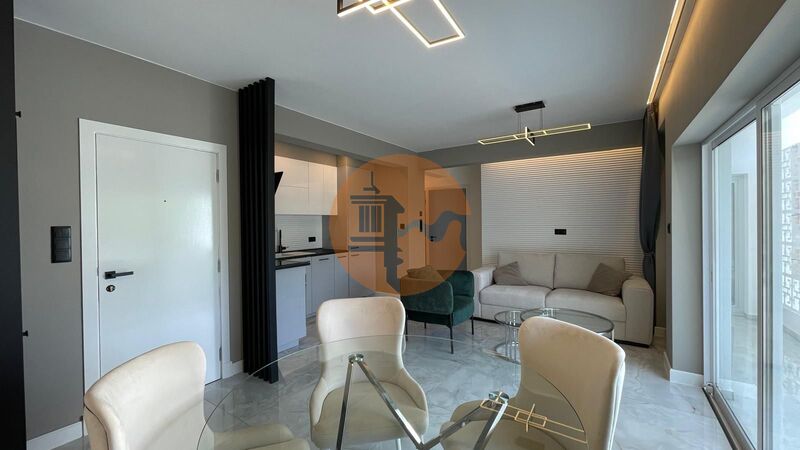 3 Bed, 2 Bath, ApartmentFor Sale, Loulé, Faro