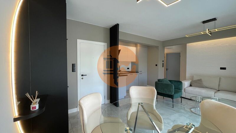 3 Bed, 2 Bath, ApartmentFor Sale, Loulé, Faro