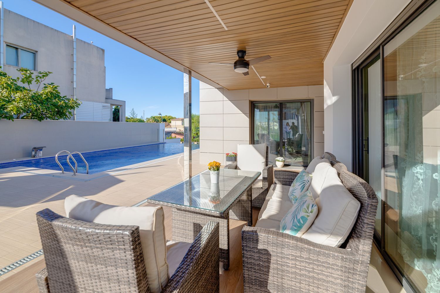 3 Bed, 4 Bath, ApartmentFor Sale, Torrevieja, Alicante