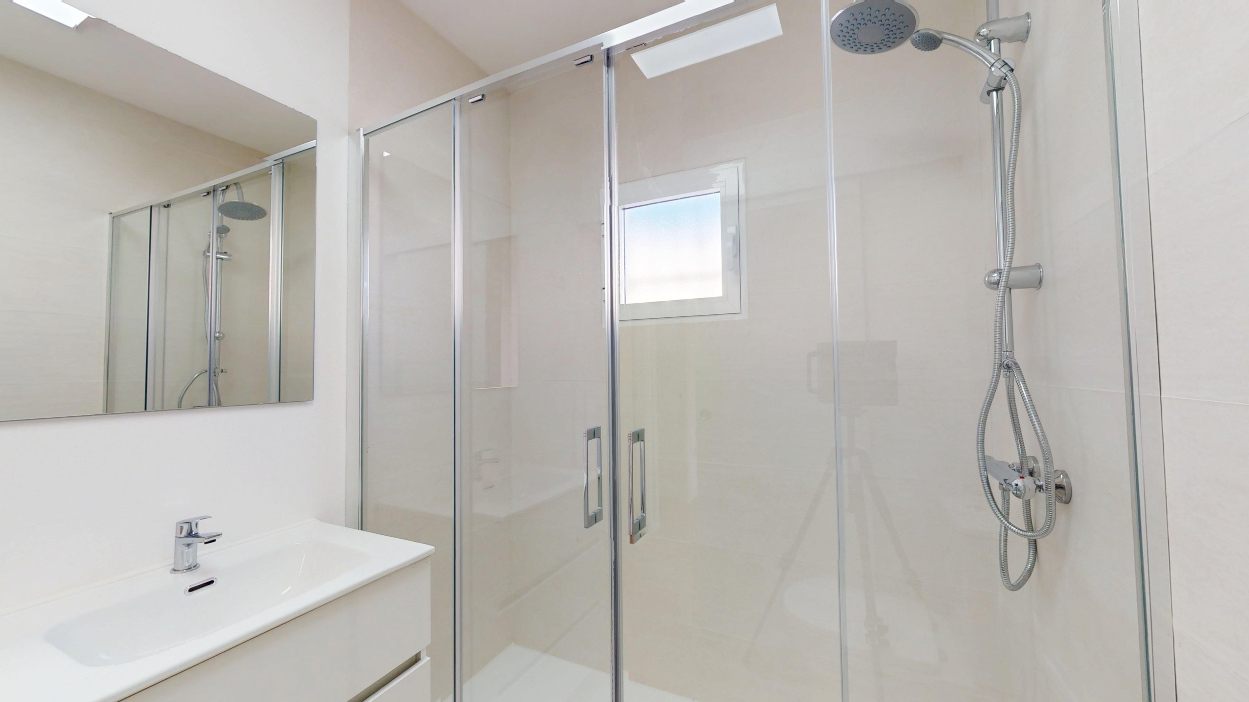 2 Bed, 1 Bath, ApartmentFor Sale, Torrevieja, Alicante