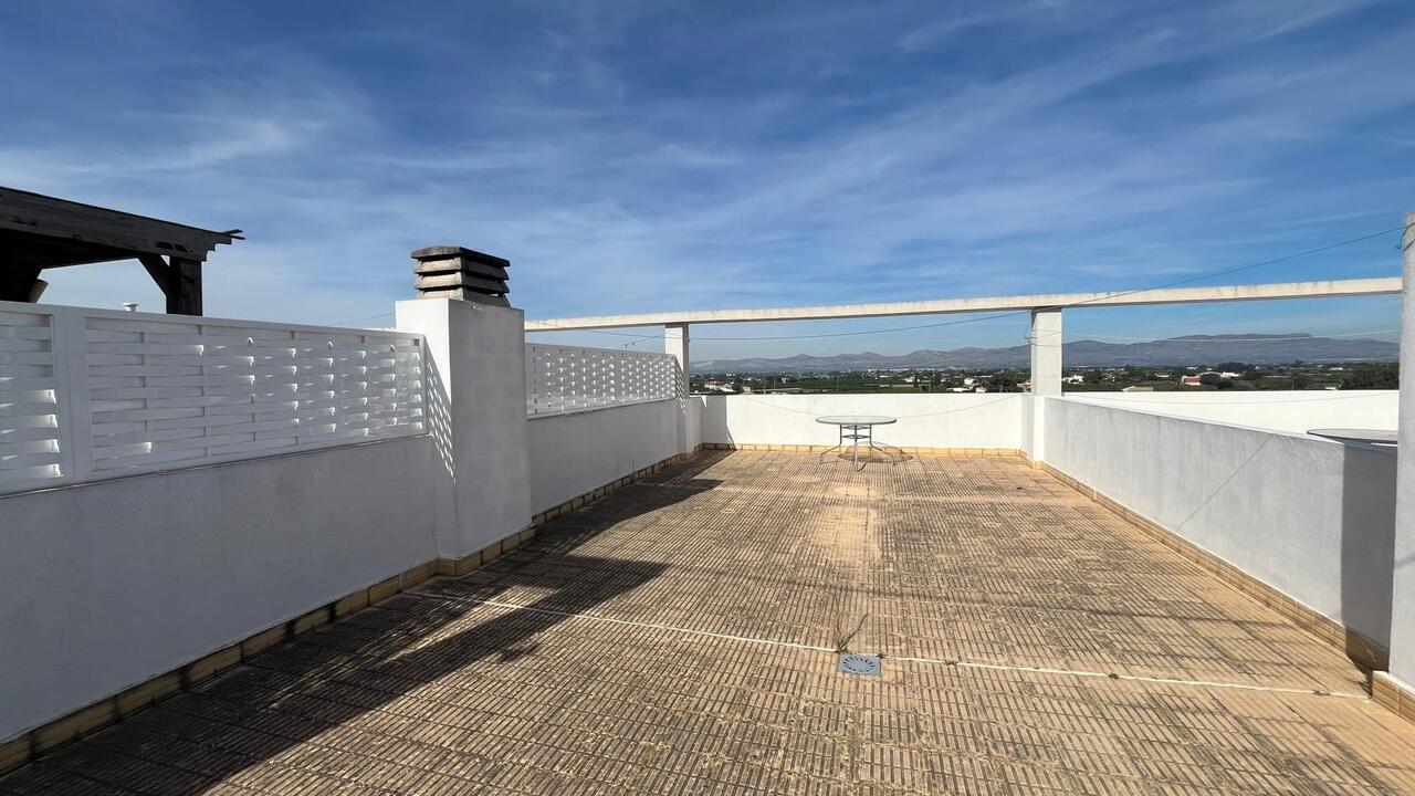 2 Bed, 1 Bath, ApartmentFor Sale, Almoradi, Alicante