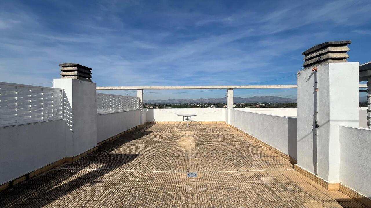 2 Bed, 1 Bath, ApartmentFor Sale, Almoradi, Alicante