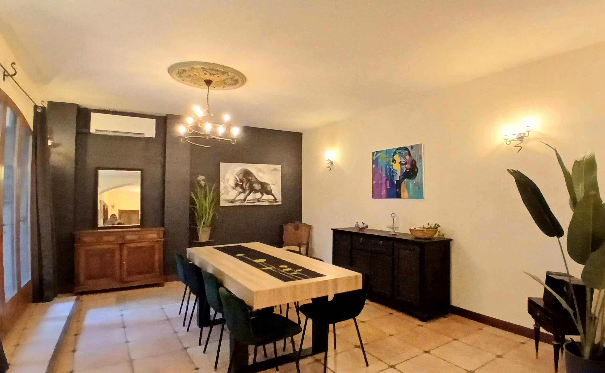 5 Bed, 3 Bath, HouseFor Sale, Capestang, Herault, Languedoc-Roussillon, 34310