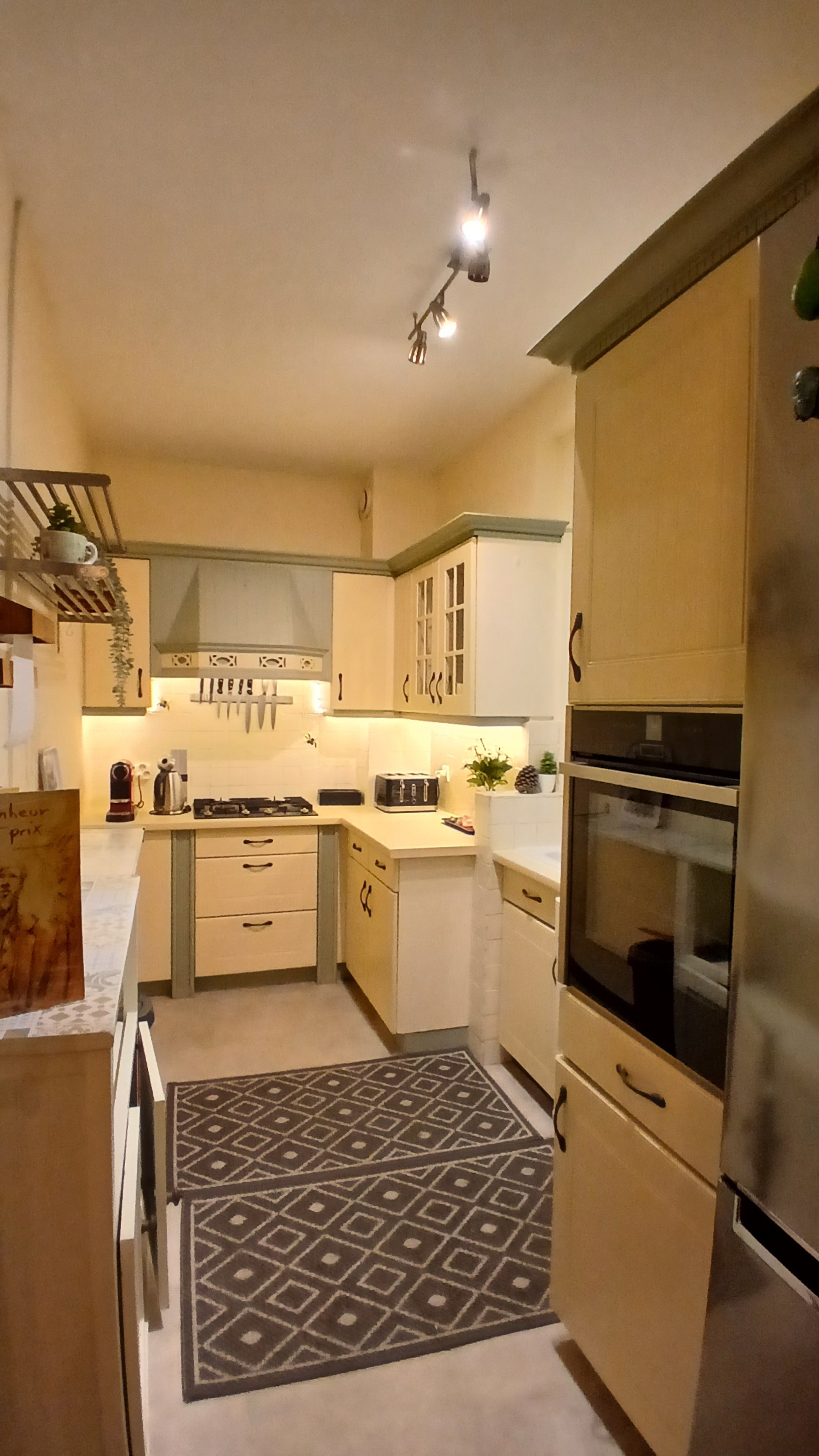 5 Bed, 3 Bath, HouseFor Sale, Capestang, Herault, Languedoc-Roussillon, 34310